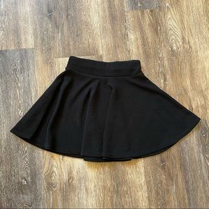 Black skirt Japanese XS (no tag)